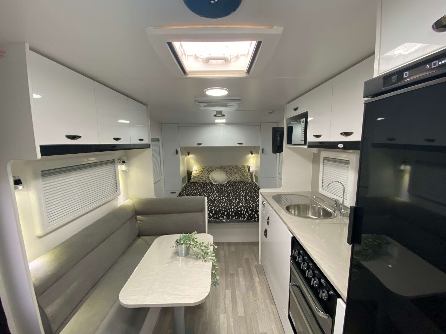 Viscount V1 Caravan Explorer Caravan Sales Adelaide