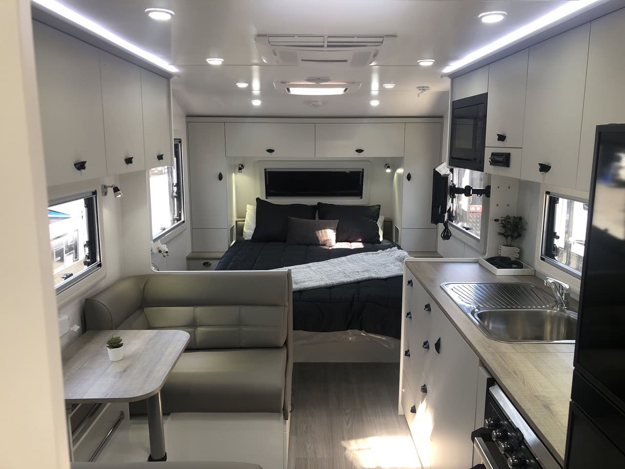 2023 Franklin Razor 206 Caravan Explorer Caravan Sales Adelaide